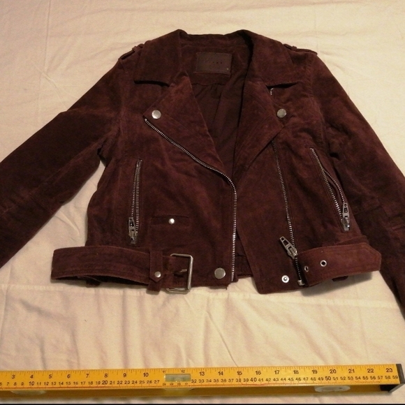BLANKNYC genuine Suede Leather Moto Jacket Zip purple-ish brown Women S
Bust 35" - Picture 1 of 12